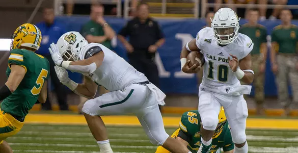 Cal Poly Opens 2018 Season With 49-3 Loss at No. 1 North Dakota State Image
