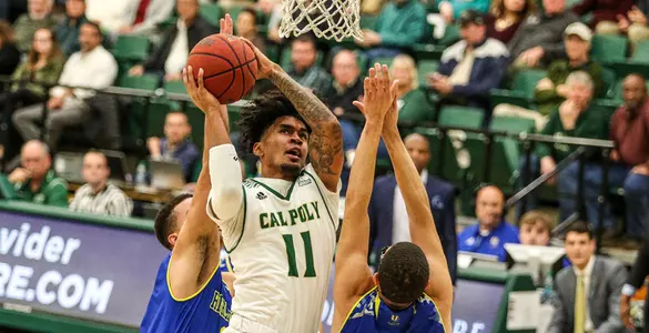 Cal Poly Men's Basketball Falls at Hawai'i, 75-54 Image