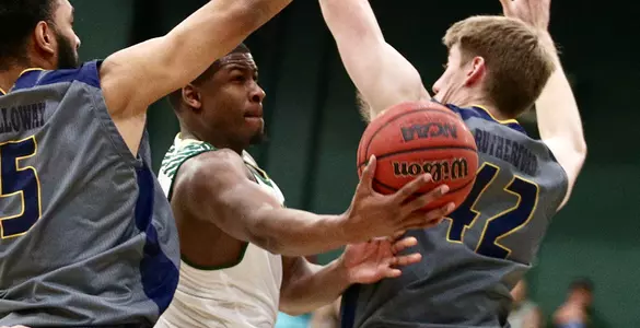 Six UC Irvine Players Score in Double Digits in Win Over Cal Poly, 110-72 Image