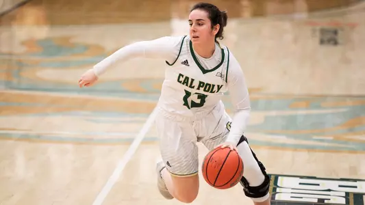 Maddie Vick, Cal Poly WBB takes on Sacramento State (Photo by Owen Main, Nov. 20, 2019 ©)