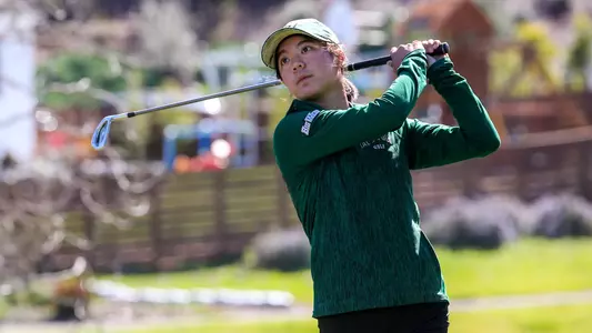 Elizabeth Scholtes with a drive.