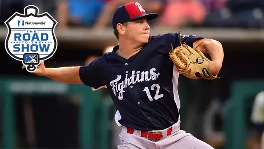 Spencer Howard throwing a pitch