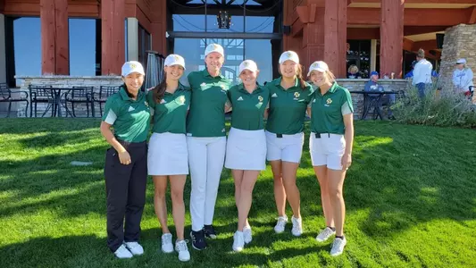 Cal Poly Women's Golf team photo