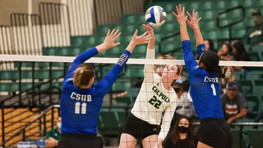 Amy Hiatt vs. CSU Bakersfield 10-12-21