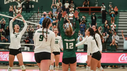 Cal Poly Volleyball vs. UC Davis 11-12-21