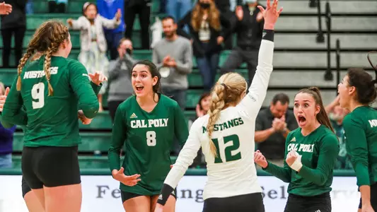 Cal Poly Volleyball vs. LBSU 10-30-21