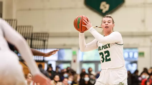 Julia Nielacna vs. Nevada 12-2-21