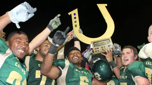 Cal Poly celebrates win over UC Davis in 2007.