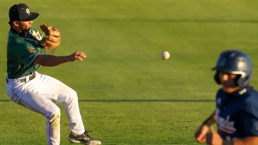 Nick Marinconz gets the force play at second.