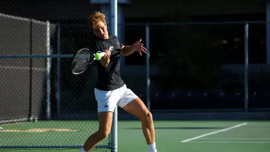 Noah Berry forehand
