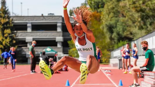 Karina Moreland competes in the triple jump at Cal Poly on April 3, 2021. (Photo by Owen Main)
