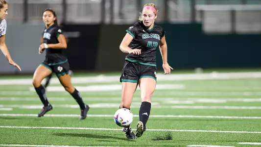 Caylie Button, UC Davis, 10-6-22