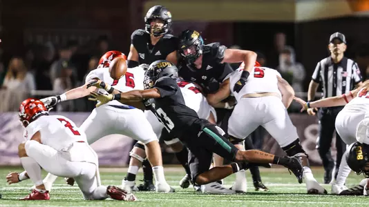 Jay'Vion Cole blocks a field goal.