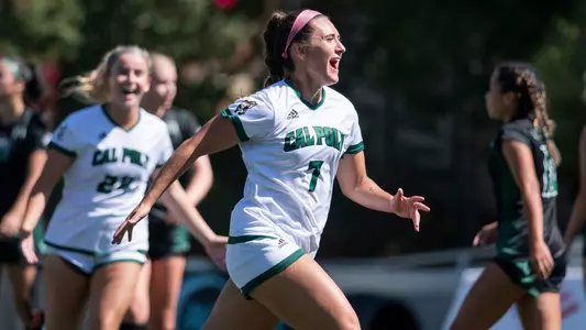Monserrat Hernandez Marquez, goal celebration, Hawai'i, 9-25-22