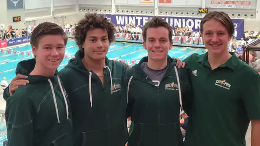 Swim Junior Nationals Team Pic 2022