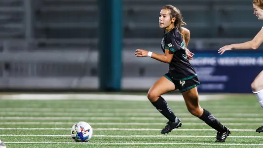Camryn Penn, UCSB, 9-15-22
