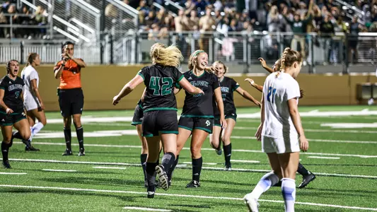 Megan Hansen goal celebration, UCSB, 9-15-22