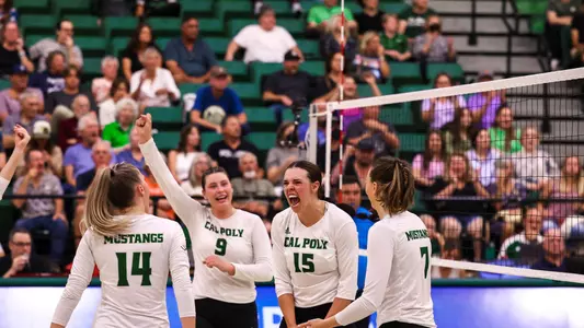 Cal Poly volleyball celebration vs Long Beach State 9-23-22