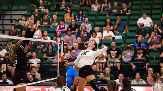 Maia Dvoracek attack vs. Long Beach St