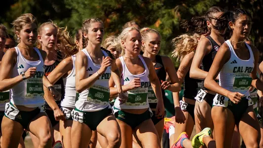 Women's Mid Race Team Shot, Bill Dellinger Invitational, 092223