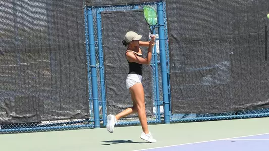 Natalie Lynch signing photo