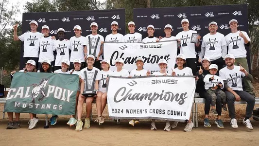 Big West Cross Country Sweep Photo, 110224