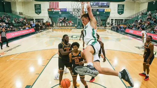 Koonce Dunk Grambling (Main)