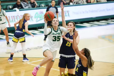 Natalia Ackerman layup