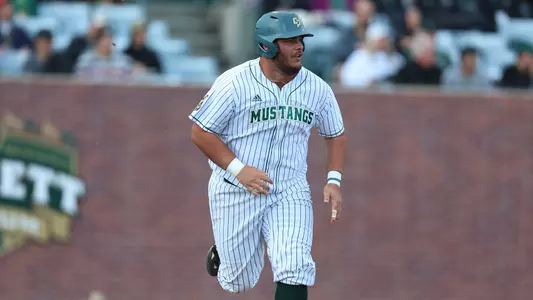 Joe_Yorke_UCSB_Game_3_Owen_Main