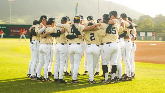 Cal_Poly_Baseball_Team_Owen_Main_UCSB