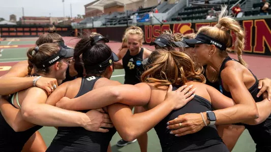 NCAA First Round Team Huddle, 050324