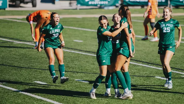 Annika Smith, goal celebration, Cal State Fullerton, 101225