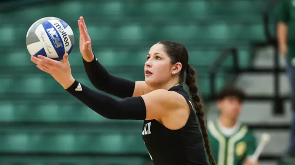 Emma Fredrick Serving