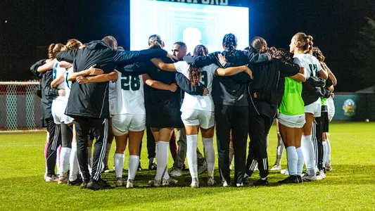 Team Huddle, Stanford, NCAA First Round, 111425