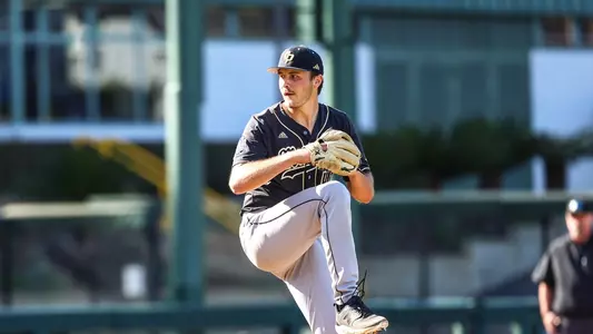 Volmerding in Stretch vs UCLA