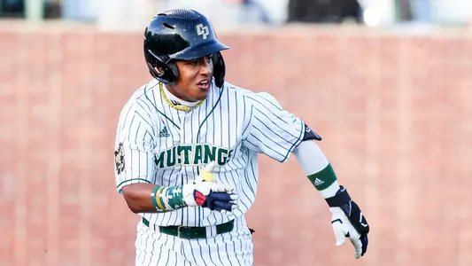 Garza Running to First