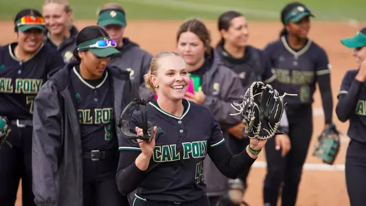 Judy-Team Celebration (Thai)