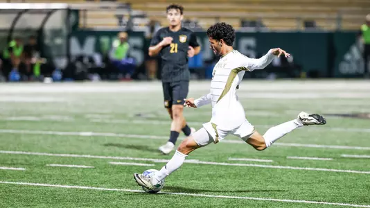 Stuppel Ball Strike USF (Briote-Johnson)