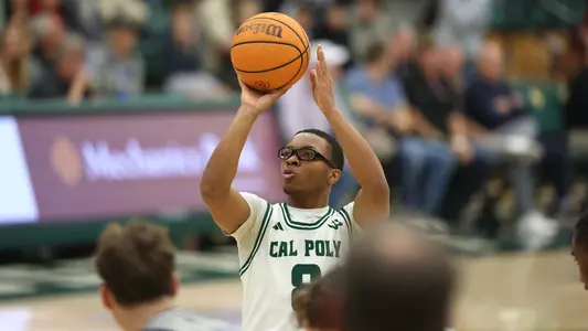 Mosley Free Throw UC Davis (Main)