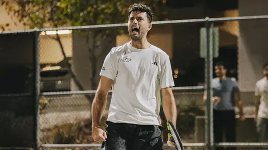 Sean Kamyshev clincher, Saint Mary's, 013126