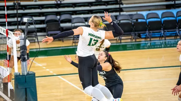 Kendall Hitting vs UVU (2026)