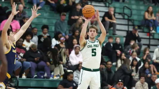 Vasilic Three-Pointer UCI (Main)