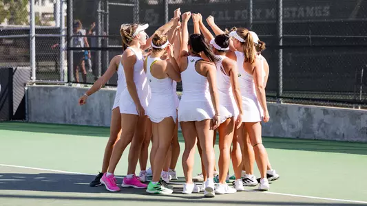 Women's Tennis Huddle, 020826, Saint Mary's