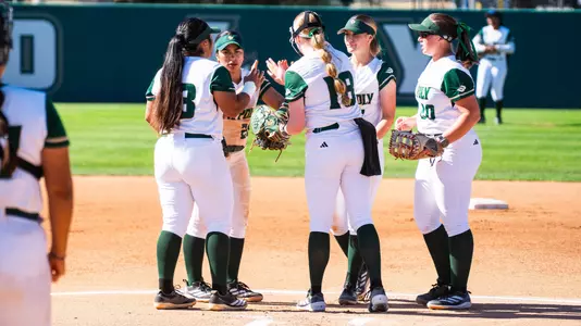 Circle Huddle UCSB (Kelly)