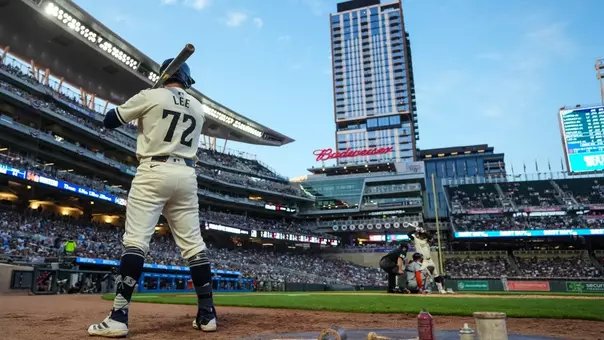 Brooks Lee via Brace Hemmelgarn