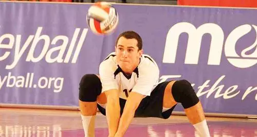 UC Santa Cruz Wins Molten Opener Image