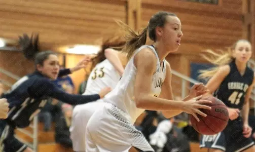 Bruins Bury Banana Slugs Image