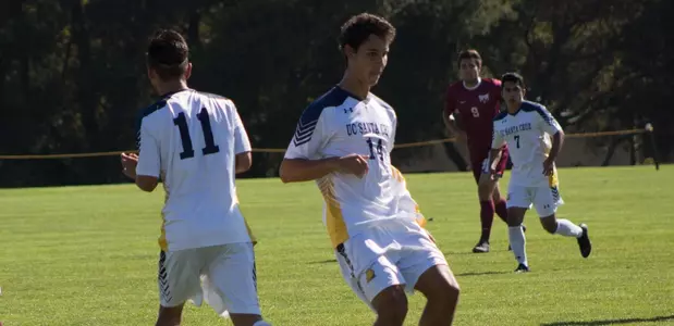 Banana Slugs Score Four in Second Half in 6-1 Win over Keelhaulers Image