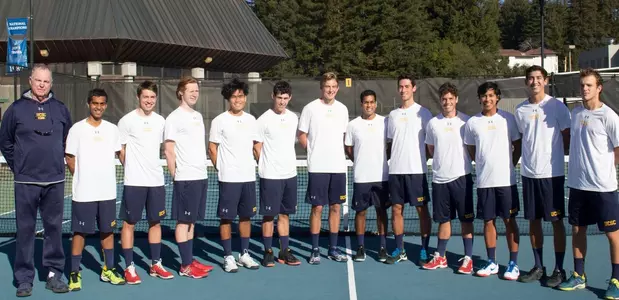 Men's tennis win second straight match over Poets Image