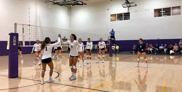 Banana Slugs Split on Day One of Cal-Lu-Fornia Invitational Image